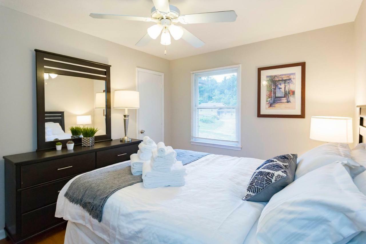 Luxury Home W/Gameroom Kingsizebed Near Six Flags オーステル エクステリア 写真